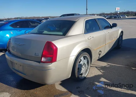 2006 Chrysler 300 Touring from USA, damaged, VIN 2C3KA53G86H180347